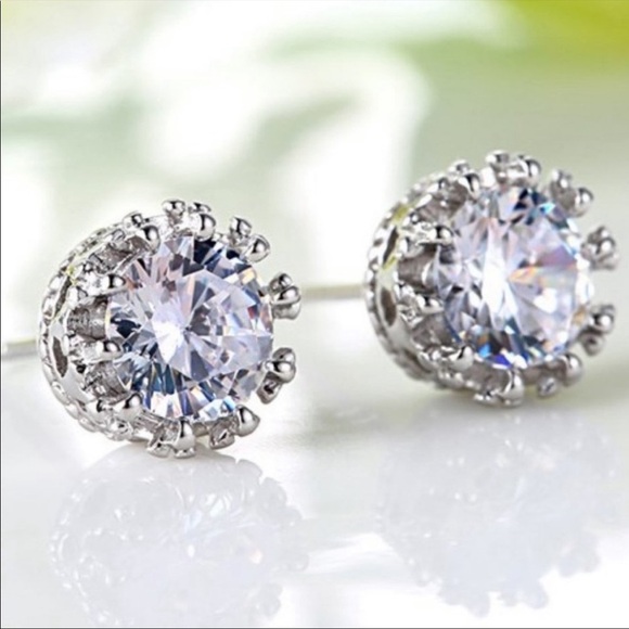 STUD 925 STERLING SILVER DIAMOND EARRINGS, NICE EARRINGS, CUTE EARRINGS - Picture 2 of 5